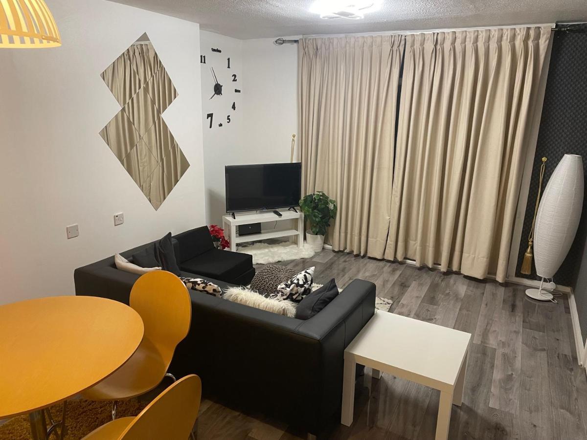 Two Bedroom Flat In Greenwich Near The 02 Апартаменты