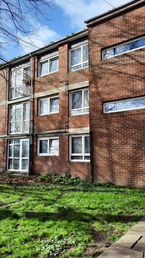 Апартаменты Two Bedroom Flat In Greenwich Near The 02