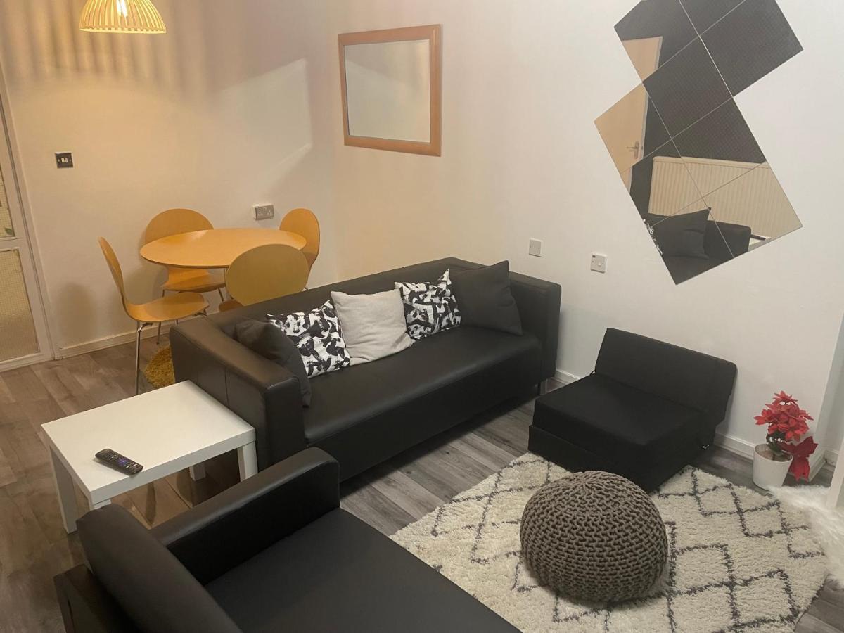 Two Bedroom Flat In Greenwich Near The 02 Апартаменты Лондон