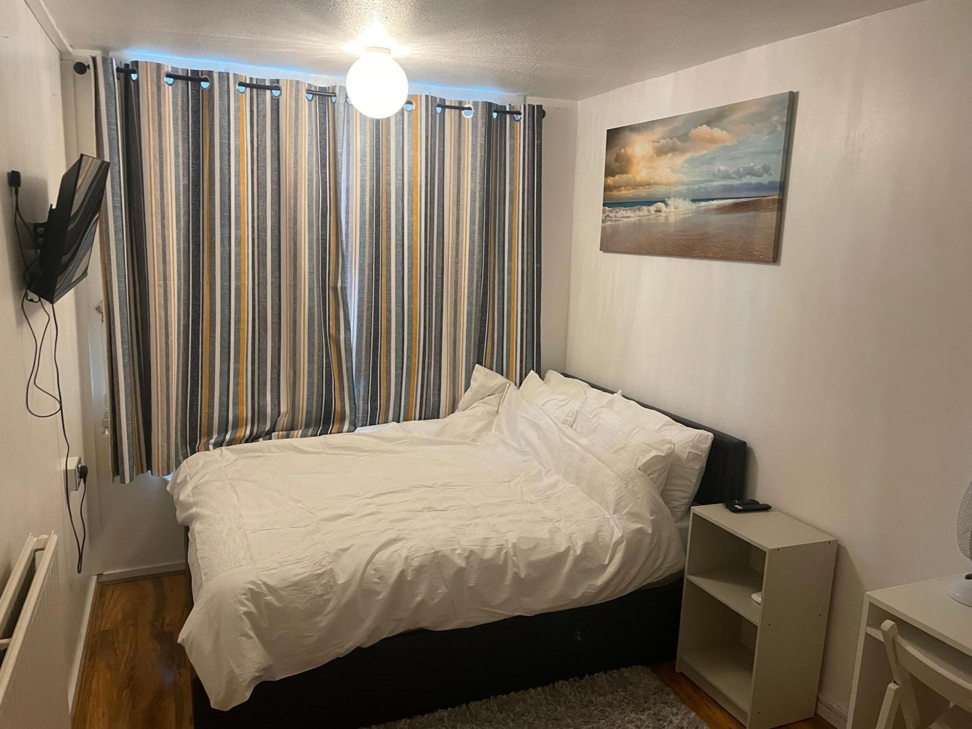 Two Bedroom Flat In Greenwich Near The 02 Лондон